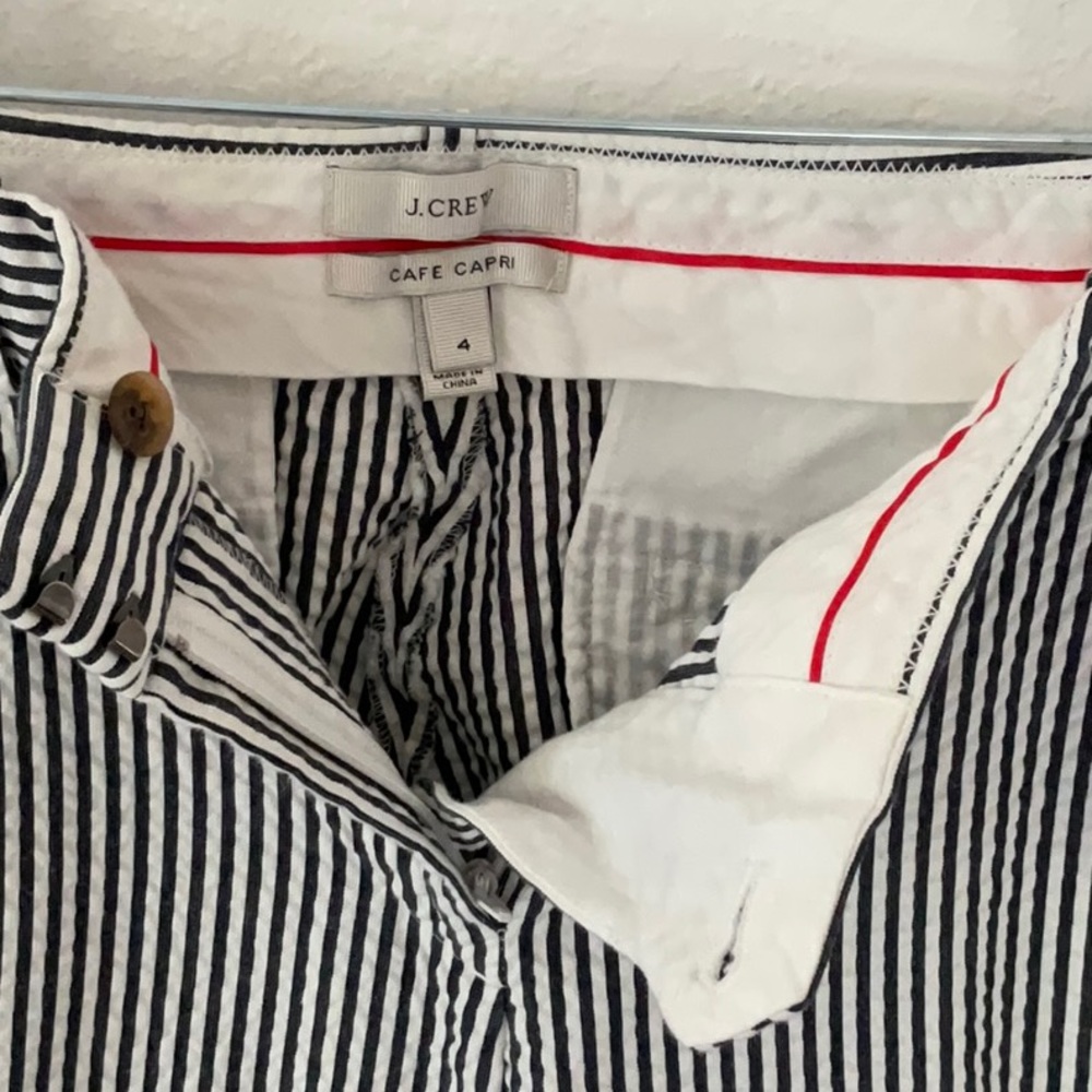 JCrew capris in beautiful seer sucker black and white stripes - Picture 4 of 8